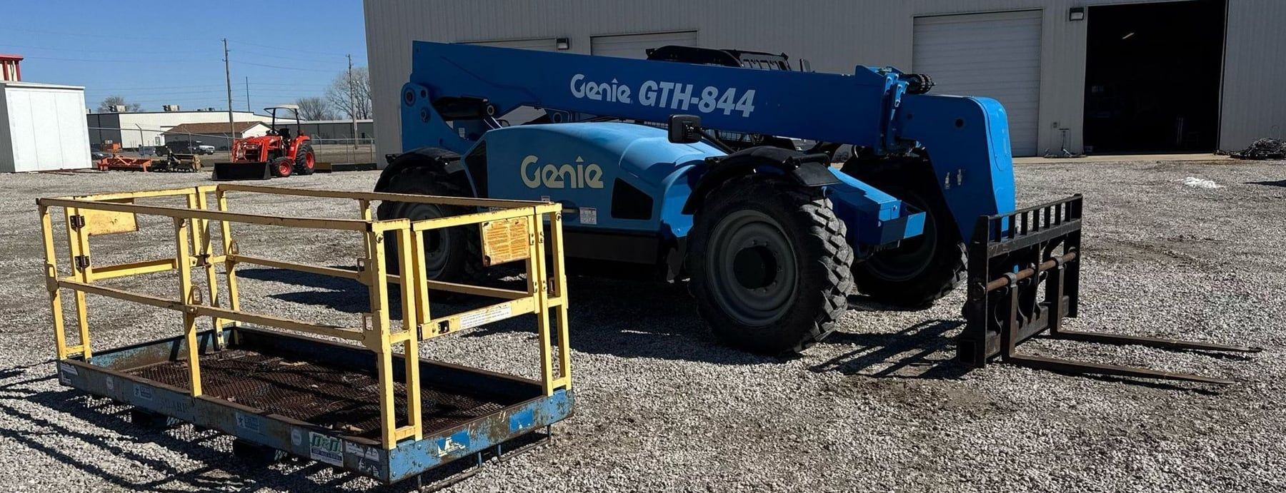 2016 Genie GTH-844 Telehandler, view 3