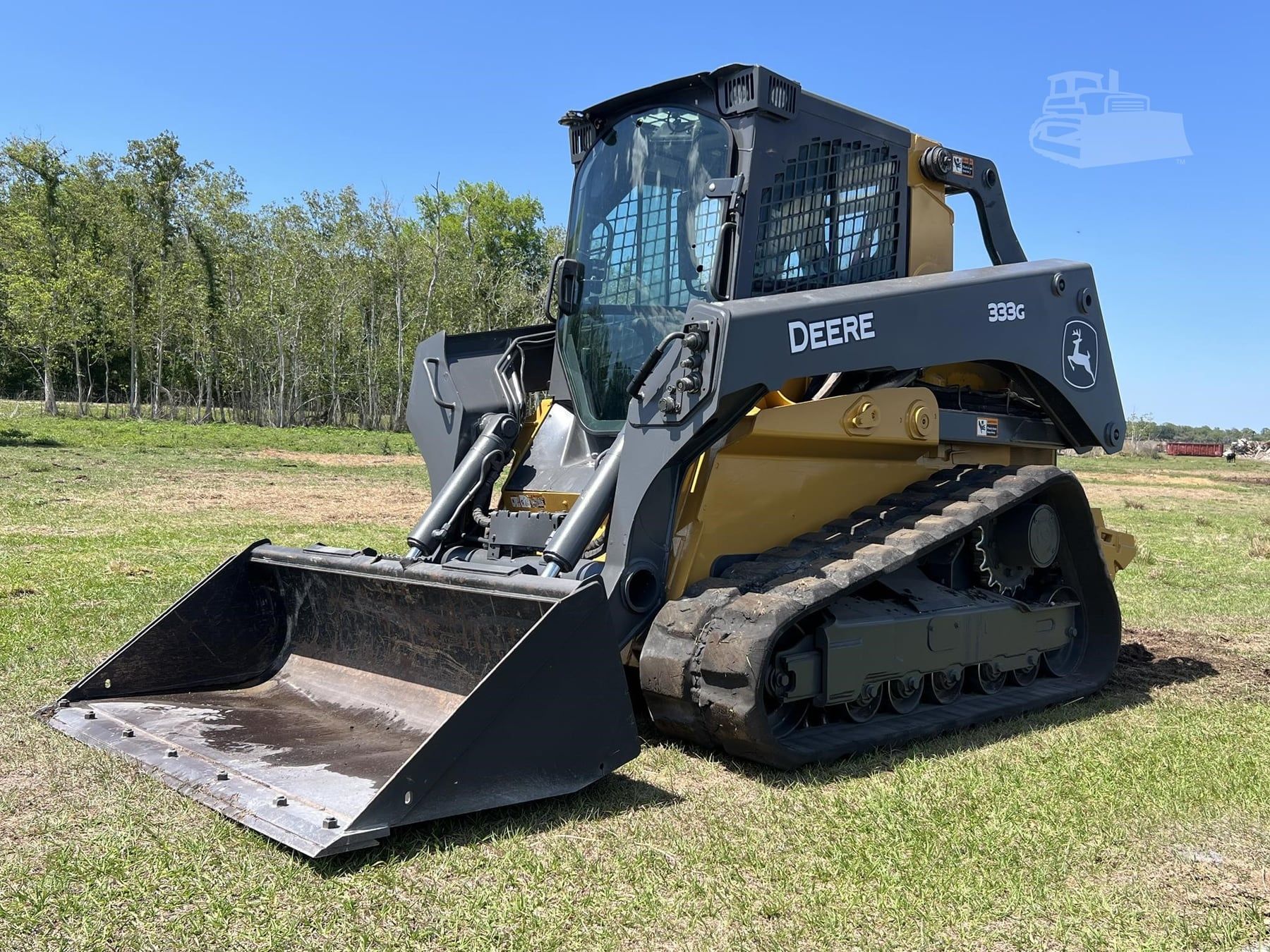 2022 John Deere 333G, primary view