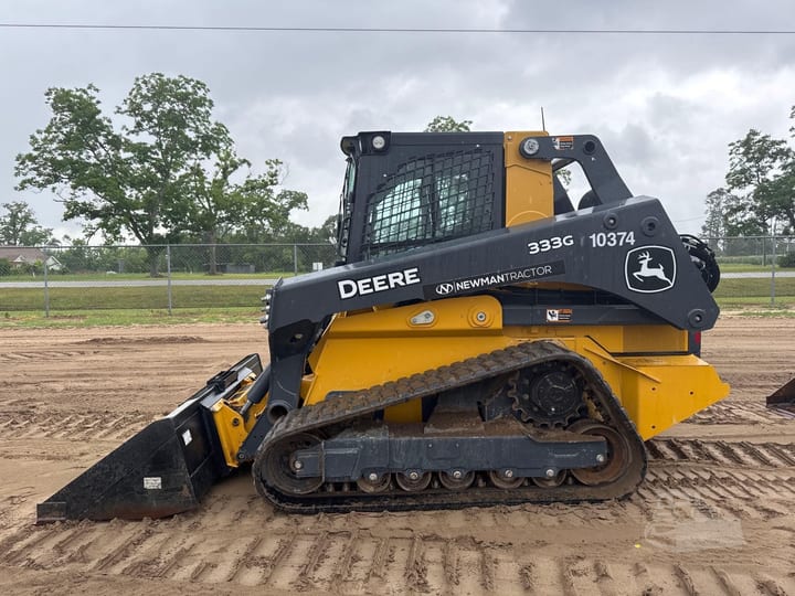 2023 John Deere 333G