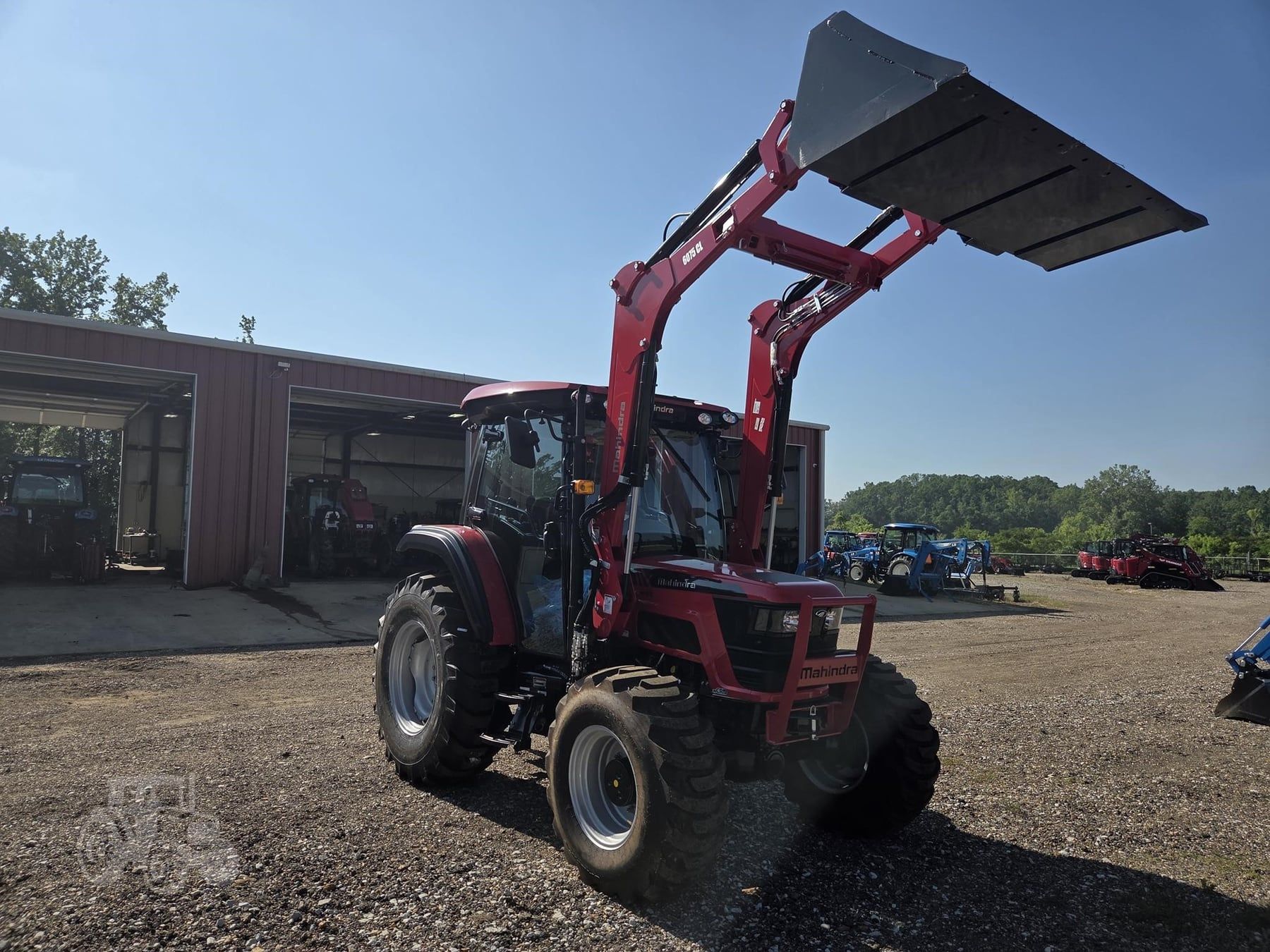 2026 Mahindra 6075, view 5
