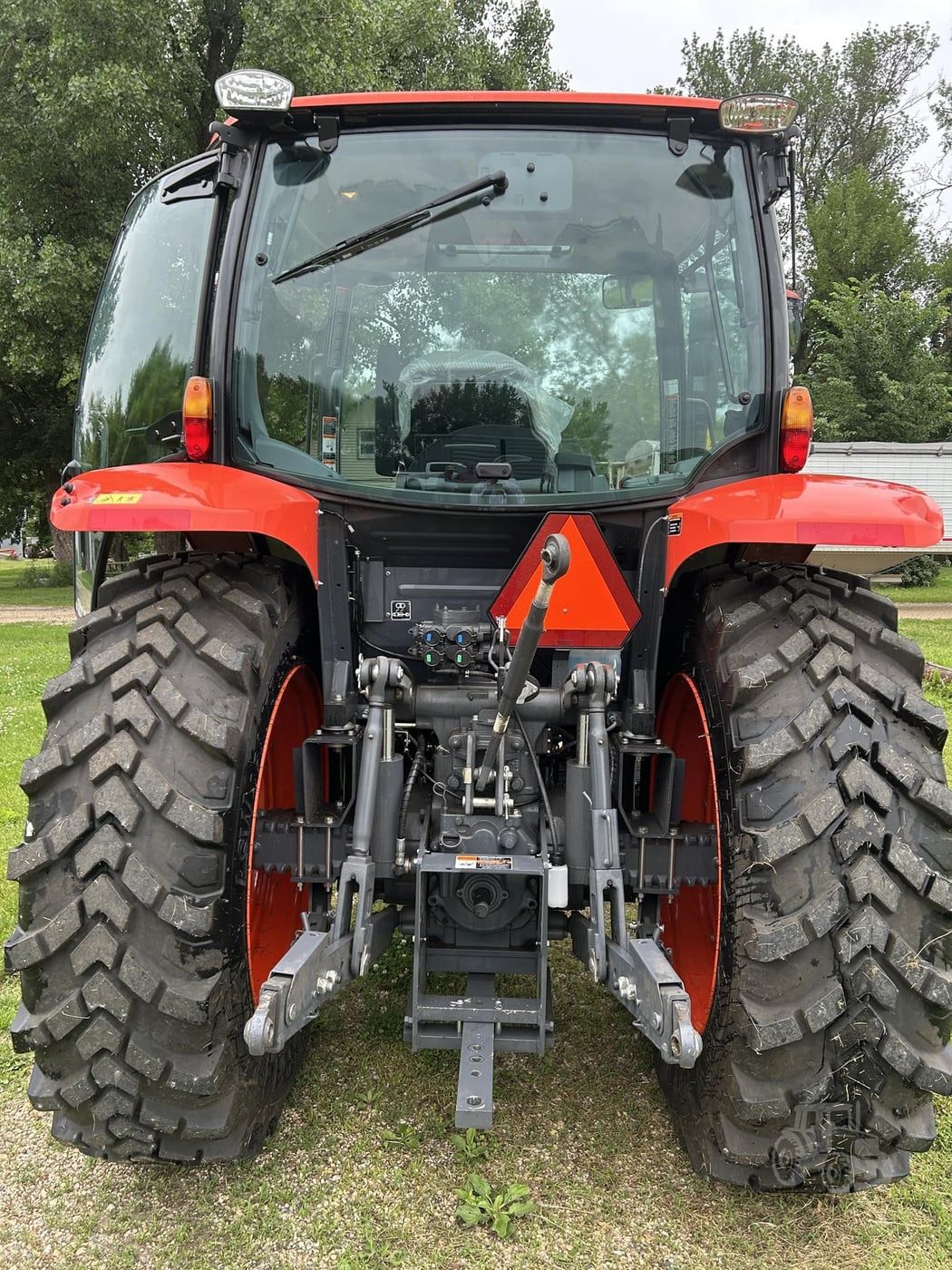 2023 Kubota M6-111, view 2