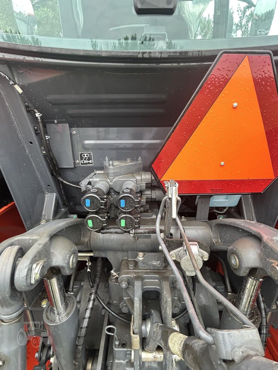 2023 Kubota M6-111, view 5