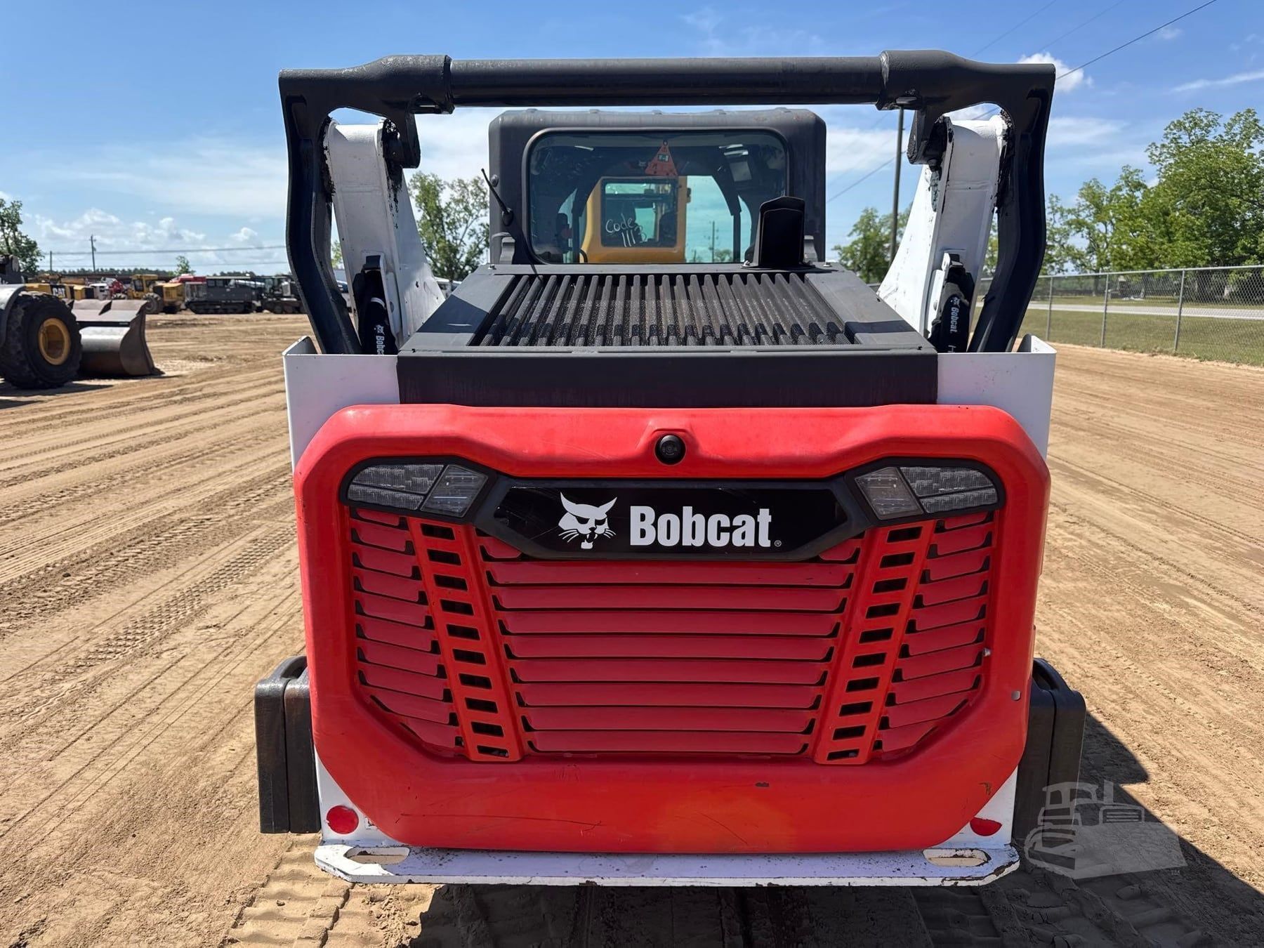 2024 Bobcat T66, view 3