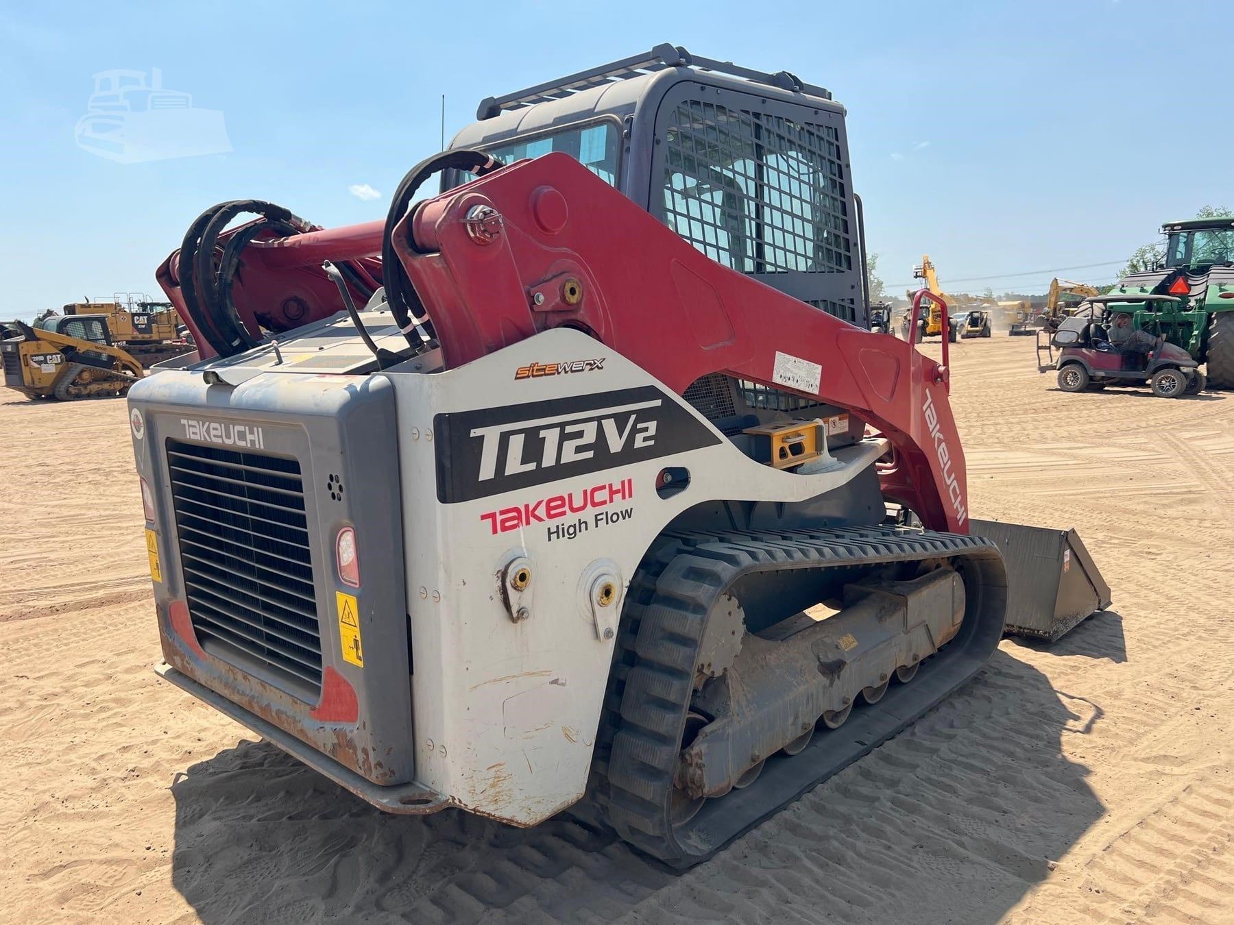 2022 Takeuchi TL12V2, view 4