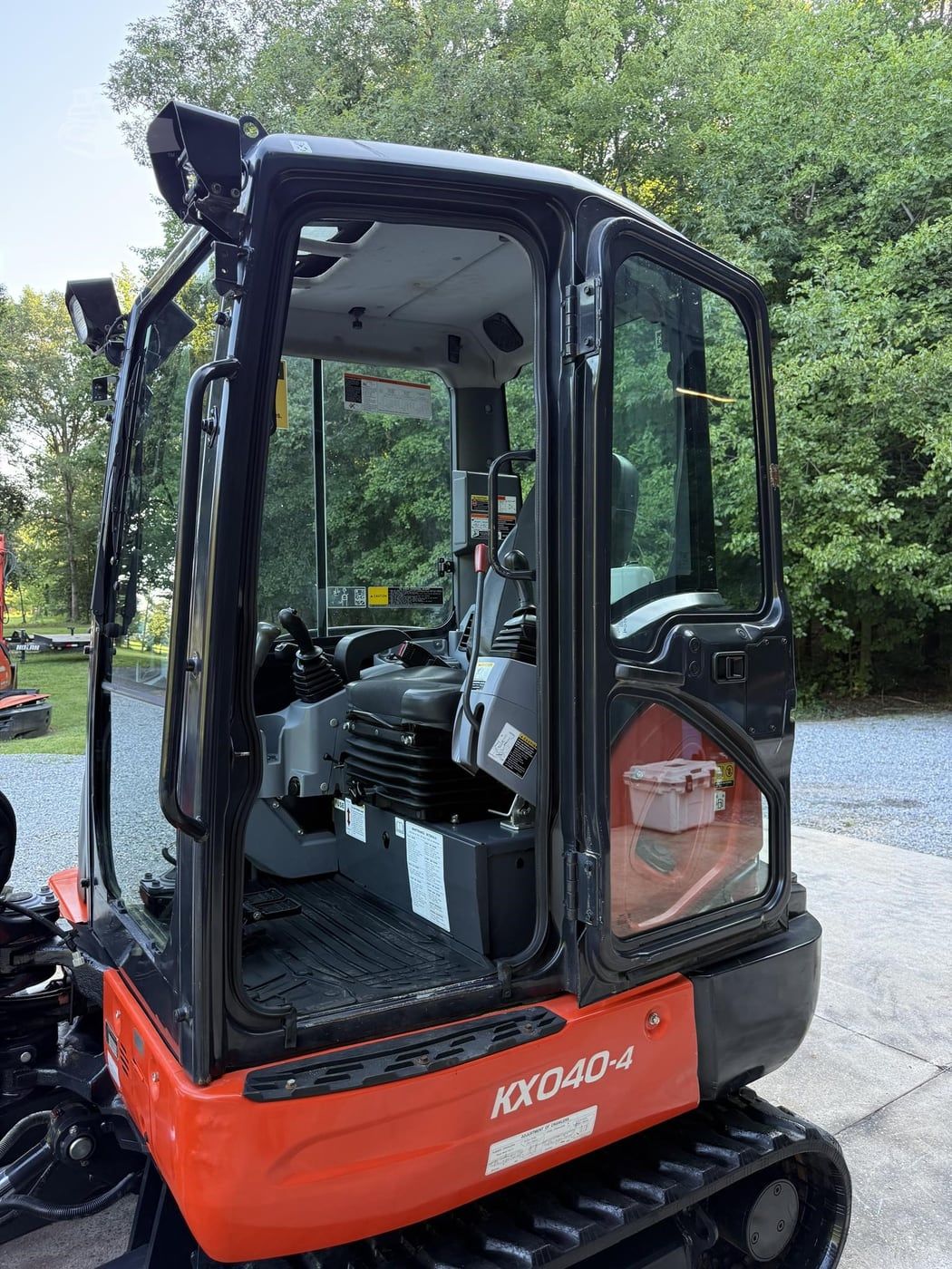2021 Kubota KX040-4, view 8
